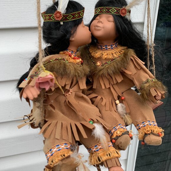 Cathay Collection Hanging Swing Dolls Native American Porcelain Kissing Dolls - Picture 4 of 16
